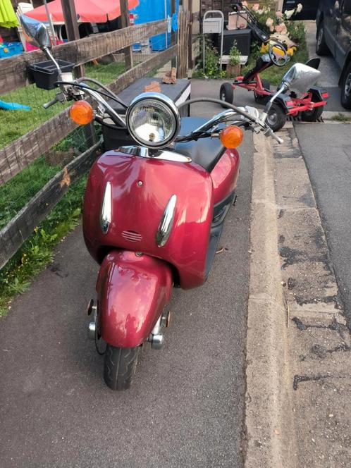 Honda shadow 50, Fietsen en Brommers, Brommers | Honda, Gebruikt