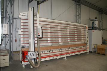 VERTICALE ZAAG STRIEBIG COMPACT 5207 beschikbaar voor biedingen