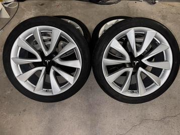 19 inch Orignele Performance Tesla Model 3 velgen 5x114.3 beschikbaar voor biedingen