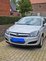 opel Astra h bj 2013 1600cc benzine euro5, Auto's, Opel, Te koop, Zilver of Grijs, Stadsauto, Benzine