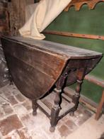 Antieken keukenkast en ovalen vouwbare keukentafel gratis, Maison & Meubles, Enlèvement, Utilisé