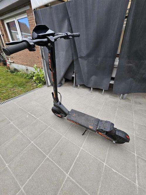 Kukirin G2(800km gereden), Fietsen en Brommers, Steps, Zo goed als nieuw, Ophalen