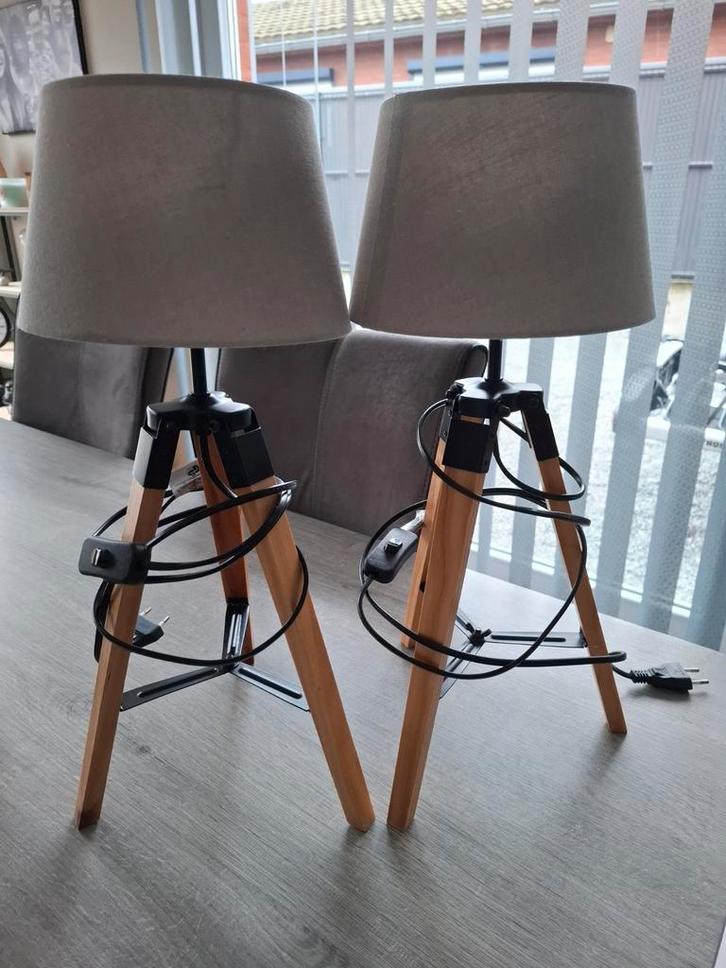 Set van 2 moderne tafellampen op statief, Huis en Inrichting, Lampen | Lampenkappen, Grijs, Zwart