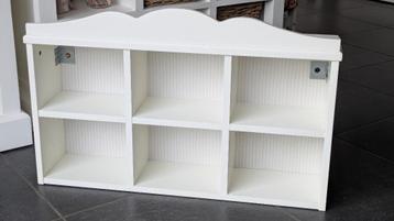 Ikea HENSVIK wandkastje beschikbaar voor biedingen