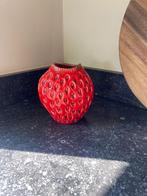 Aardbei vaasje in keramiek, Ophalen, Aardewerk of Porselein, Zo goed als nieuw, Minder dan 50 cm