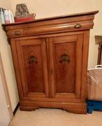 Kast - 180 jaar oud, Ophalen, Gebruikt
