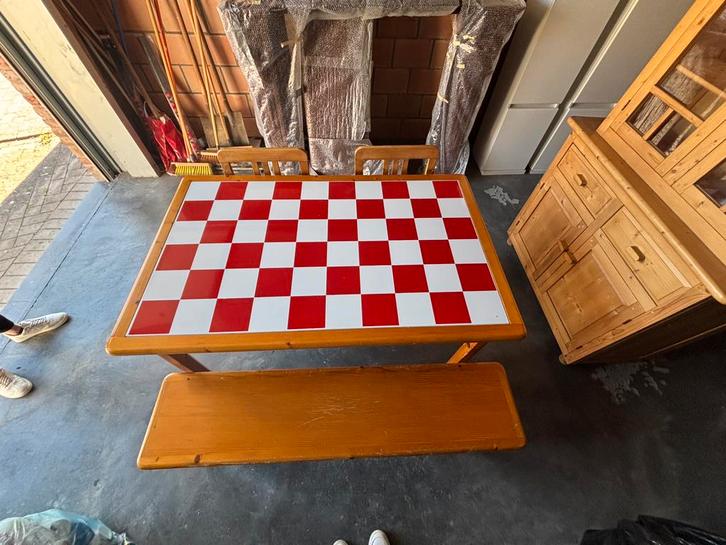 Grene houten tafel met emaille blad, Huis en Inrichting, Tafels | Eettafels, Gebruikt, 100 tot 150 cm, 150 tot 200 cm, Vier personen