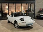 Mazda MX-5 1.6i 16v NA | Top | Nieuw dak, banden & dorpels, Auto's, Zwart, 4 cilinders, Cabriolet, Wit