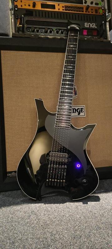 Custom build 7 string headless TE KOOP! beschikbaar voor biedingen