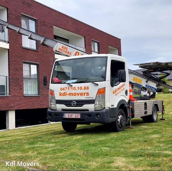 Verhuis- en liftservice, Diensten en Vakmensen, Verhuizers en Opslag
