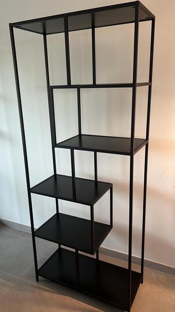 WOOOD boekenkast zwart design, Ophalen, Met plank(en), 50 tot 100 cm, Zo goed als nieuw