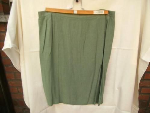 Jupe portefeuille femme vert pastel, Vêtements | Femmes, Jupes, Porté, Vert, Enlèvement ou Envoi
