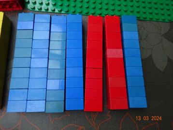 duplo, set van 70 blokjes van 2 op 2, in rood en blauw