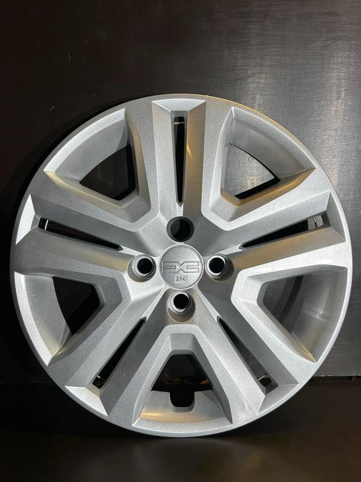 1 originele Dacia Sandero jogger 16" wieldop, Auto diversen, Wieldoppen, Nieuw, Ophalen of Verzenden