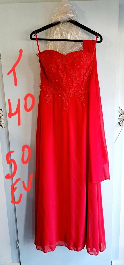 Robe longue cérémonie, Kleding | Dames, Gelegenheidskleding, Zo goed als nieuw, Rood, Ophalen of Verzenden