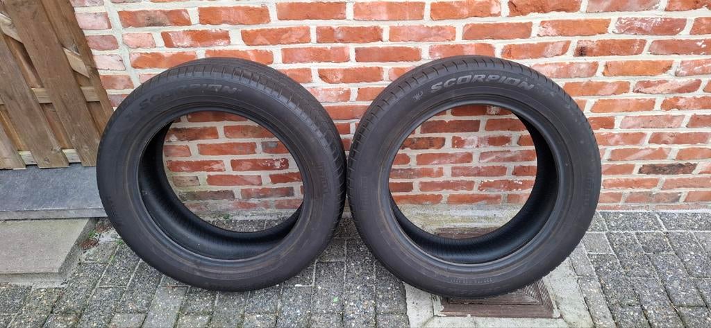 2 pneus de voiture Pirelli Scorpion 2355519 101T, Enlèvement