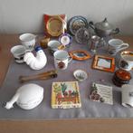 Lotje van 23 miniatuur stukjes ( tin, porselein, boekje enz), Verzamelen, Ophalen of Verzenden