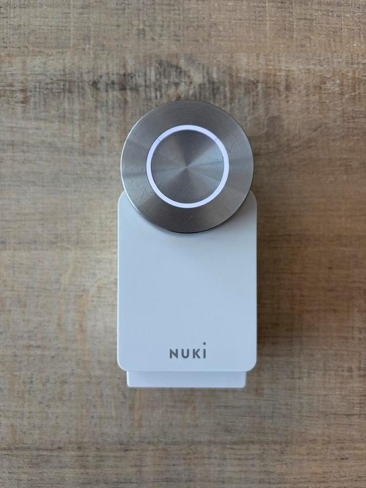 Nuki smart lock 3.0 Pro wifi, Huis en Inrichting, Deurbellen, Zo goed als nieuw, Draadloos, Compatibel met smartphone, Ophalen of Verzenden