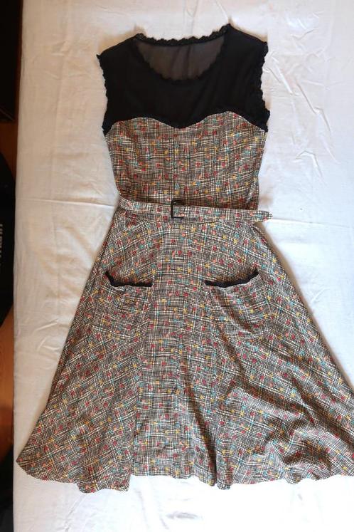 Originele jurk met 'confetti' bolletjes en zwarte kant - S, Kleding | Dames, Jurken, Zo goed als nieuw, Maat 36 (S), Overige kleuren