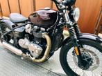 bobber 1200cm3 abs 2017 état proche du neuf gar 1,2,3ans jhb, Motos, Motos | Triumph, Autre, 2 cylindres, 1200 cm³, Plus de 35 kW