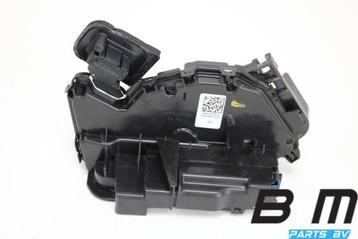 Portierslot rechts achter VW Tiguan 5NA 5NA839016C beschikbaar voor biedingen