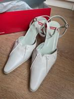 Beige lederen schoenen maat 39 nieuwstaat, Enlèvement, Beige