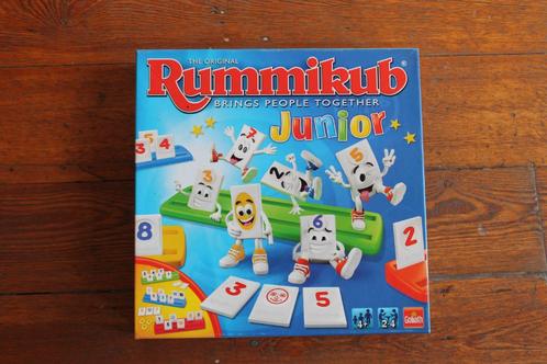 Rummikub Junior jeu de société comme neuf, Hobby & Loisirs créatifs, Jeux de société | Autre, Comme neuf, 1 ou 2 joueurs, Trois ou quatre joueurs
