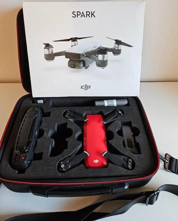 DJI Spark Rood + Remote Controller + Reistas beschikbaar voor biedingen