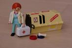 Playmobil 4317 Dierenarts Met Hond Met Vliegbox, Ophalen of Verzenden, Zo goed als nieuw, Complete set