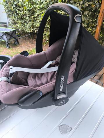 Maxi Cosi pebble  beschikbaar voor biedingen