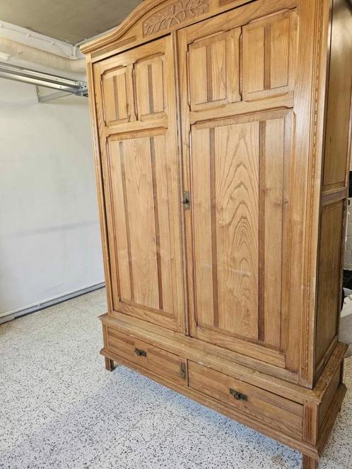 Antieke kleerkast in Olm hout, Huis en Inrichting, Kasten | Kleerkasten, Gebruikt, 200 cm of meer, 100 tot 150 cm, 50 tot 75 cm