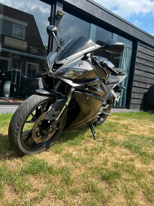 Yamaha YZF 125-R, Motoren, Motoren | Kawasaki, Particulier, Naked bike, 12 t/m 35 kW, 1 cilinder, Ophalen