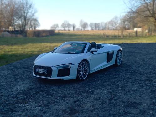 Audi R8 Spyder V10 2016 Suzuka Grey white 1/18 iScale, Hobby en Vrije tijd, Modelauto's | 1:18, Zo goed als nieuw, Auto, Overige merken