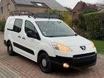 Peugeot Partner €5 Utilitaire 5 places prêt à immatriculer, Auto's, Peugeot, Euro 5, Stof, Zwart, 4 cilinders