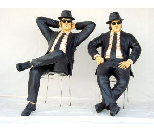Blues Brothers zittend - incl stoel - levensgroot, Verzamelen, Beelden en Beeldjes, Nieuw, Ophalen