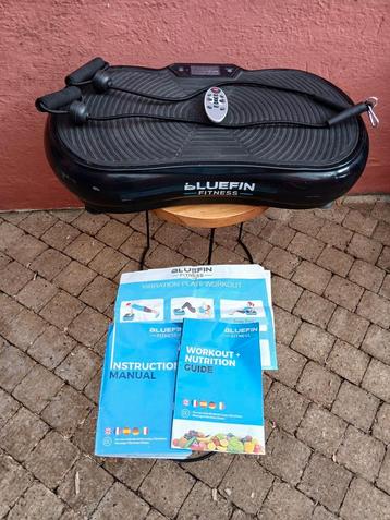 Bluefin - vibrerend platform met accessoires  beschikbaar voor biedingen