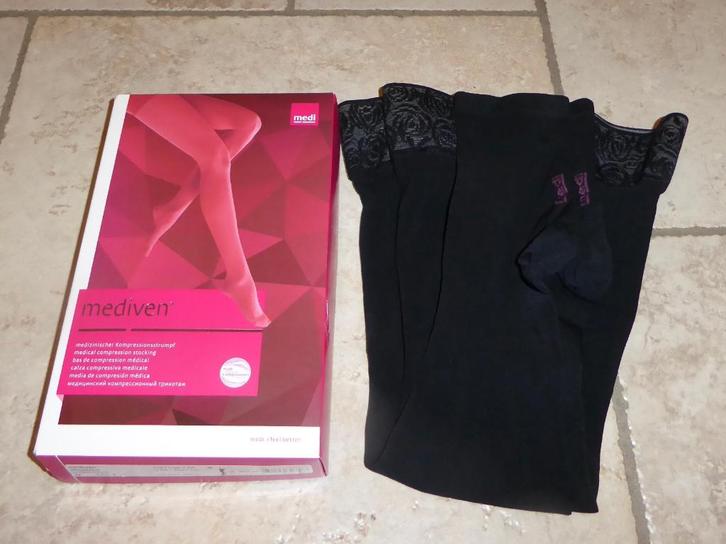 Chaussettes de compression longues « Mediven » CCL1/Waist4, Divers, Orthèses, Comme neuf, Enlèvement ou Envoi