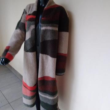 Lange wijde warme winterjas/pull.Made in Italy  beschikbaar voor biedingen