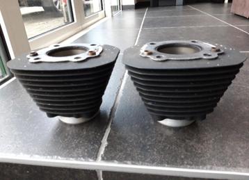 Harley davidson sportster 883 cilinders en pistons  beschikbaar voor biedingen