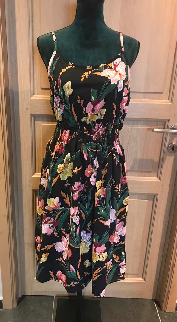 Jurk maat L, Kleding | Dames, Jurken, Nieuw, Maat 42/44 (L), Zwart, Ophalen of Verzenden
