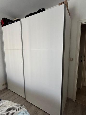 Garde-robe blanche à portes coulissantes Sensa Intérieur beschikbaar voor biedingen