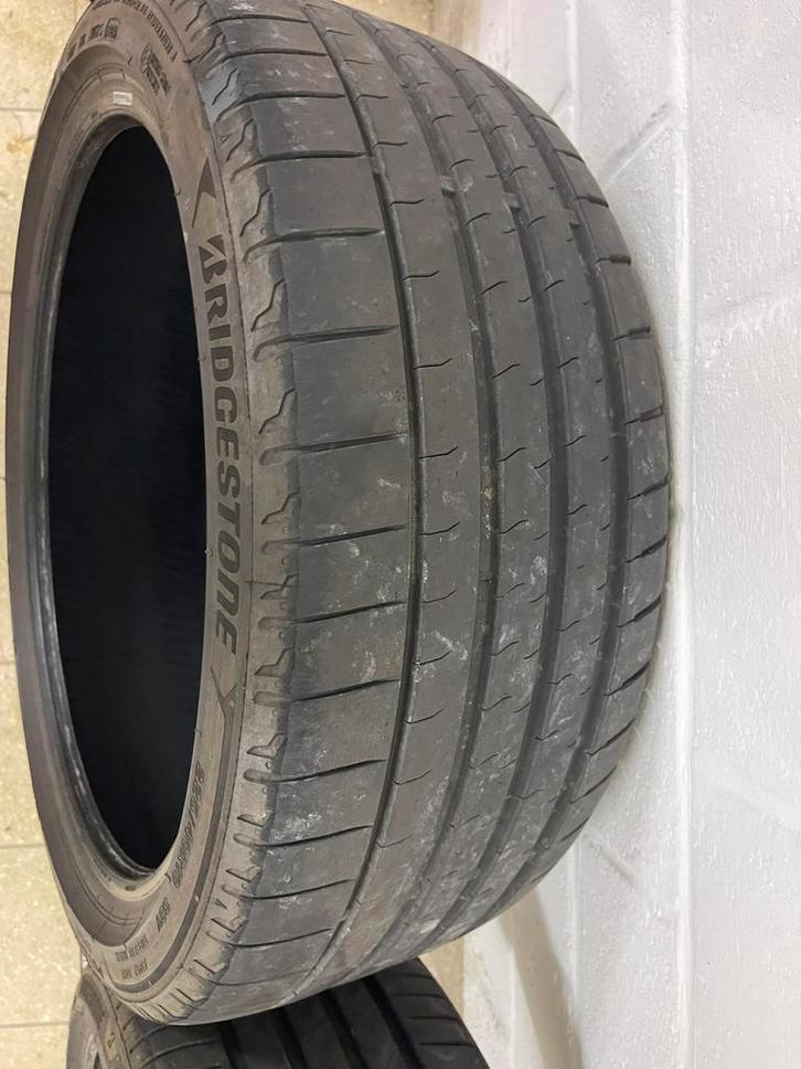 Bridgestone banden 225/40R19, Auto diversen, Autosport-onderdelen, Gebruikt, Ophalen