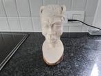 beeld in ivoor,hoogte ong 20 cm, Antiek en Kunst, Kunst | Beelden en Houtsnijwerken, Ophalen