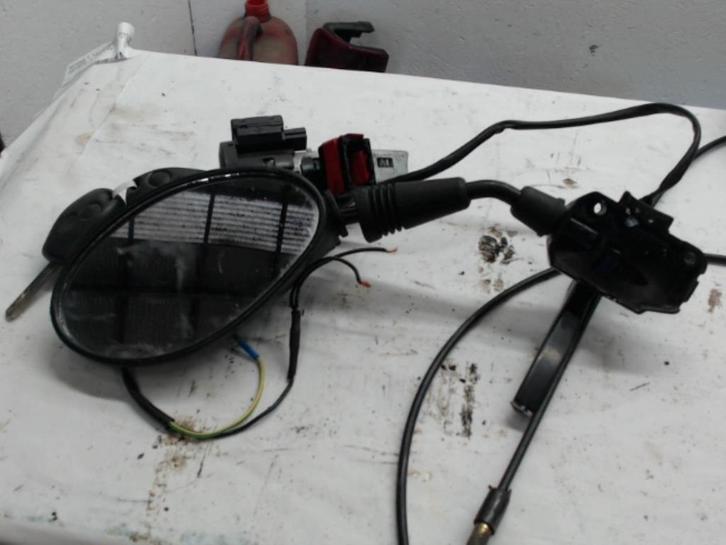 retro gauche imf petio L/P12006, Fietsen en Brommers, Brommeronderdelen | Scooters, Gebruikt, Ophalen of Verzenden