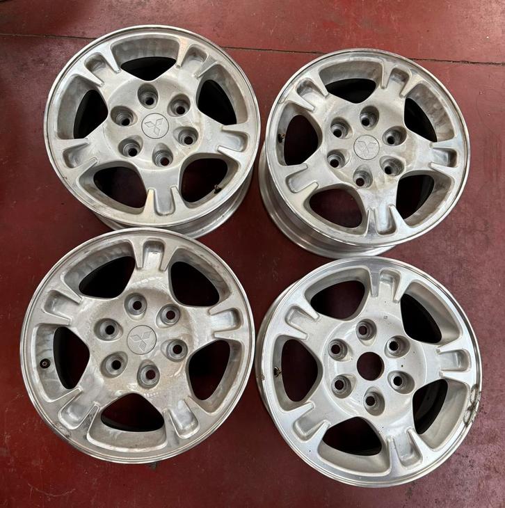 Mitsubishi Pajero velgen 16 inch, Auto diversen, Overige Auto diversen, Ophalen