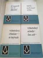 4 maçonieke boeken "beschouwingen van vrijmetselaren" 1963-》, Comme neuf, Enlèvement ou Envoi