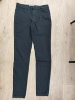 zwarte jeans in maat 38, Kleding | Dames, Spijkerbroeken en Jeans, Zwart, Ophalen of Verzenden, Zo goed als nieuw, W30 - W32 (confectie 38/40)