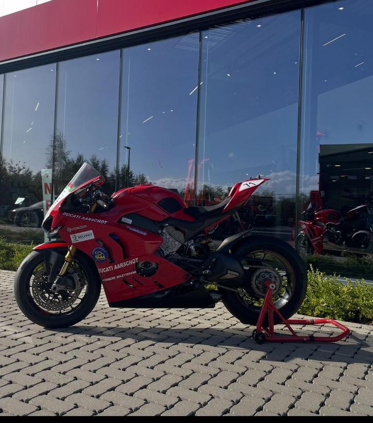 Circuit moto Ducati V4S, Motoren, Motoren | Ducati, Particulier, Sport, meer dan 35 kW, 4 cilinders, Ophalen