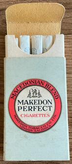 Ancien paquet de cigarettes MAKEDON PERFECT CIGARETTES, Collections, Enlèvement ou Envoi, Comme neuf, Boite à tabac ou Emballage