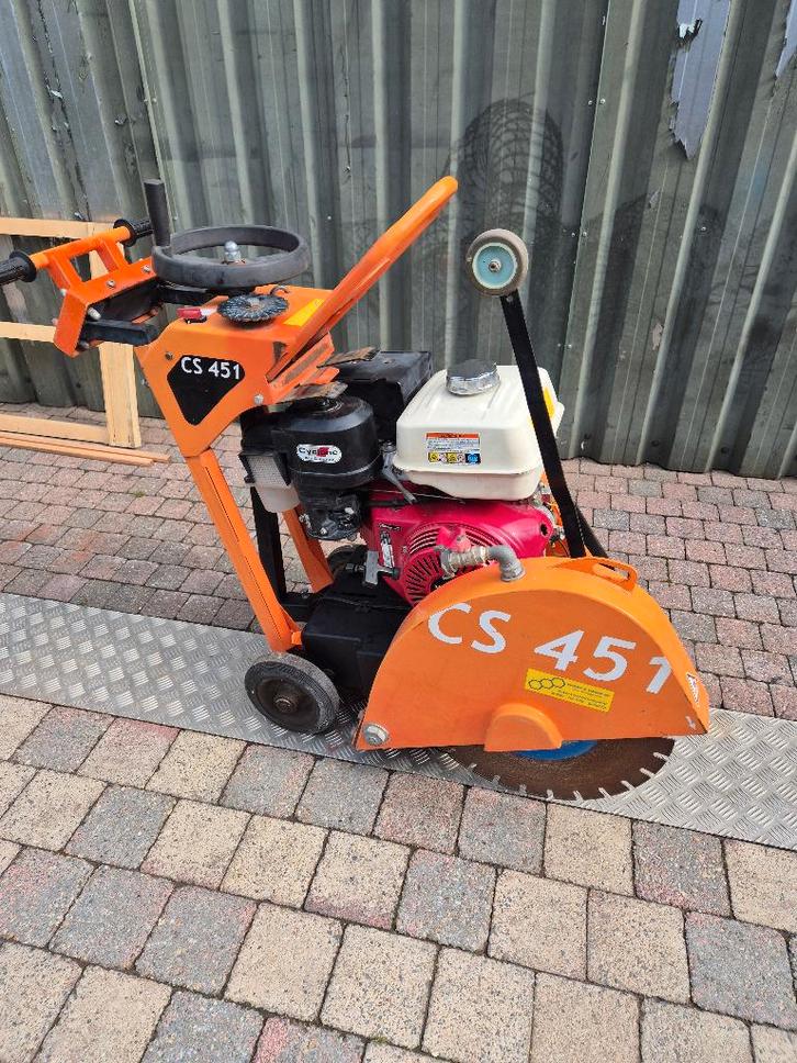 Vloerzaagmachine Norton Clipper CS451, Doe-het-zelf en Bouw, Gereedschap | Zaagmachines, Gebruikt, Overige typen, Ophalen